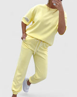Jaune