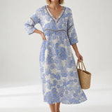 Fleur blanche bleue