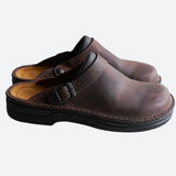 Marron foncé