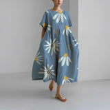Bleu avec des marguerites