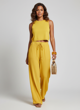 Jaune
