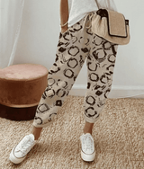 Beige avec cercles